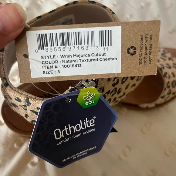 TOMS Majorca Cutout Leopard Print Women's Sandals - Picture 5 of 5